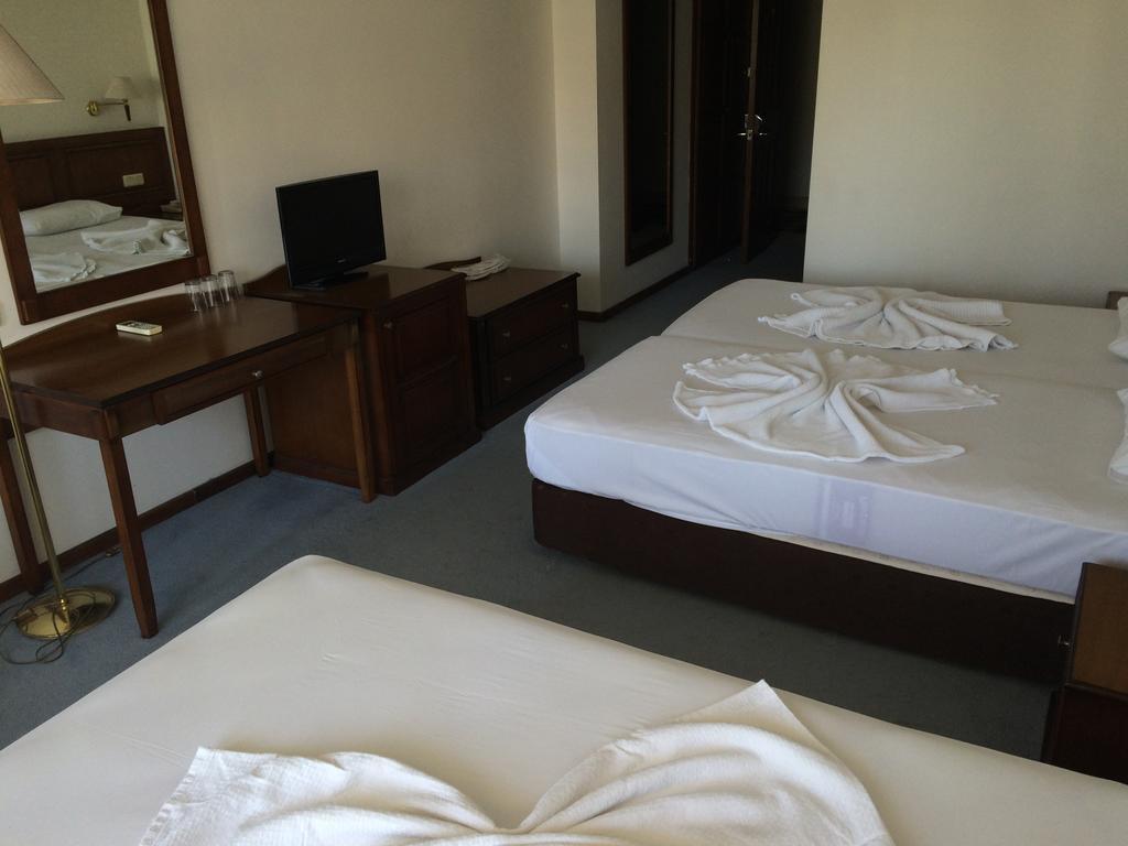 Coastlight Hotel Kusadası Kültér fotó